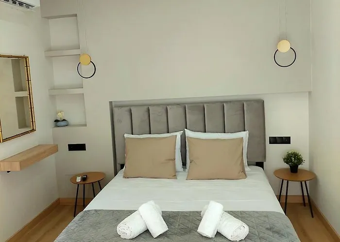 Appartement B&m With Balcony Near The Waterfront *